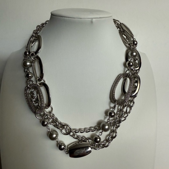 Premier Designs Jewelry - Premier Designs Silver Layered Necklace